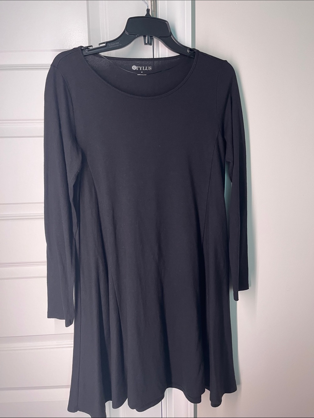 STYLUS Black Crewneck Casual dress